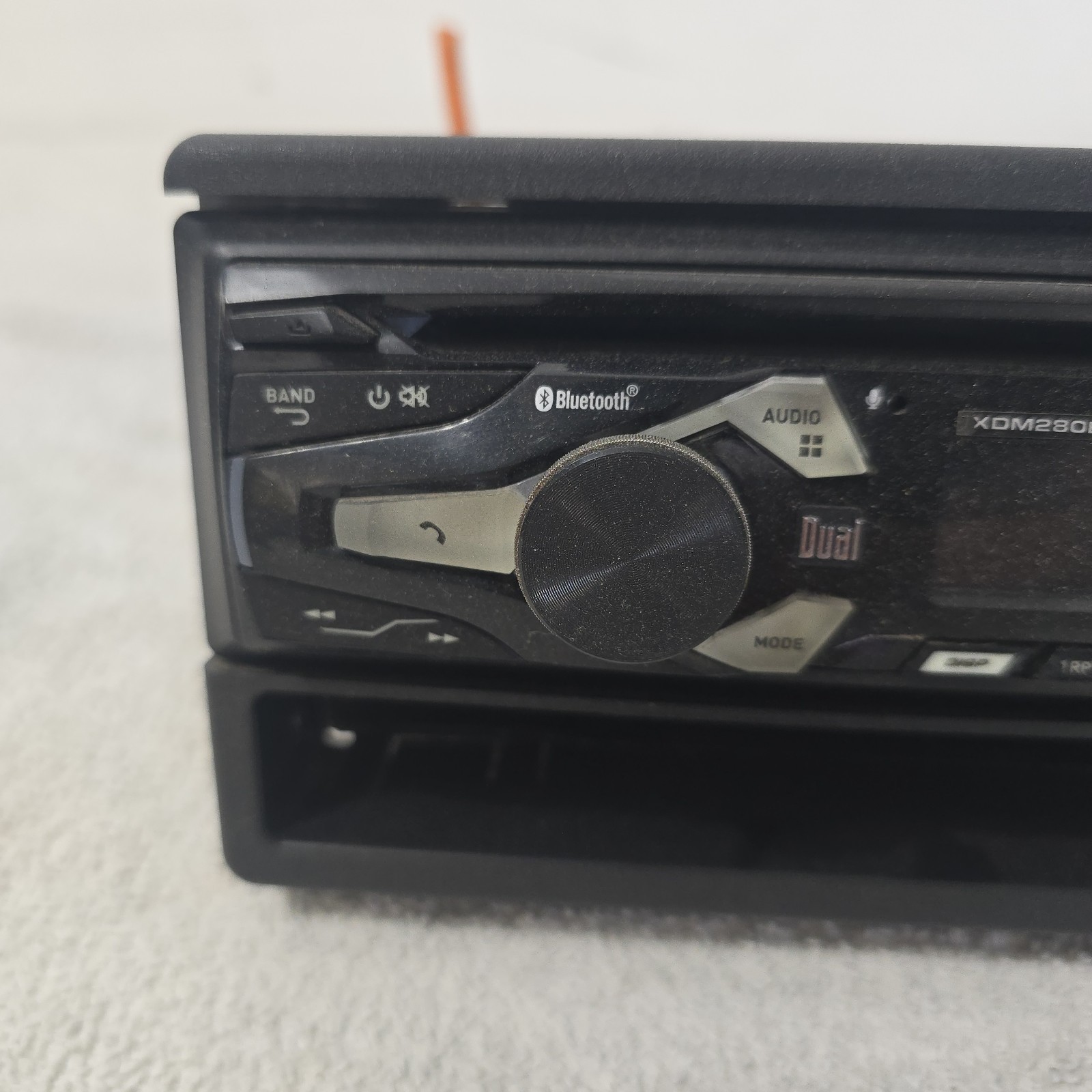 USED Dual XDM280BT Bluetooth CD MP3 Car Radio Stereo 1 DIN Black Detachable Face