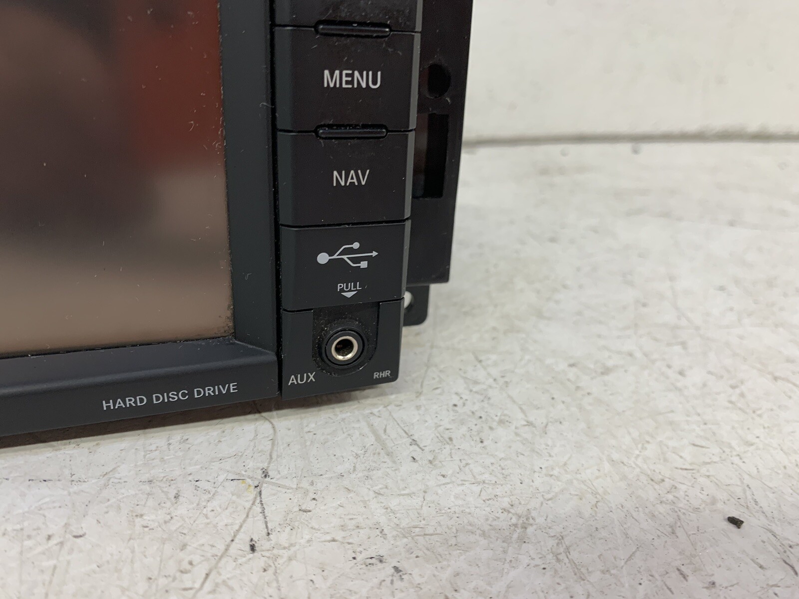 2013-2014 Dodge Challenger RHR GPS navigation radio stereo AUX HDD MP3 P05091656