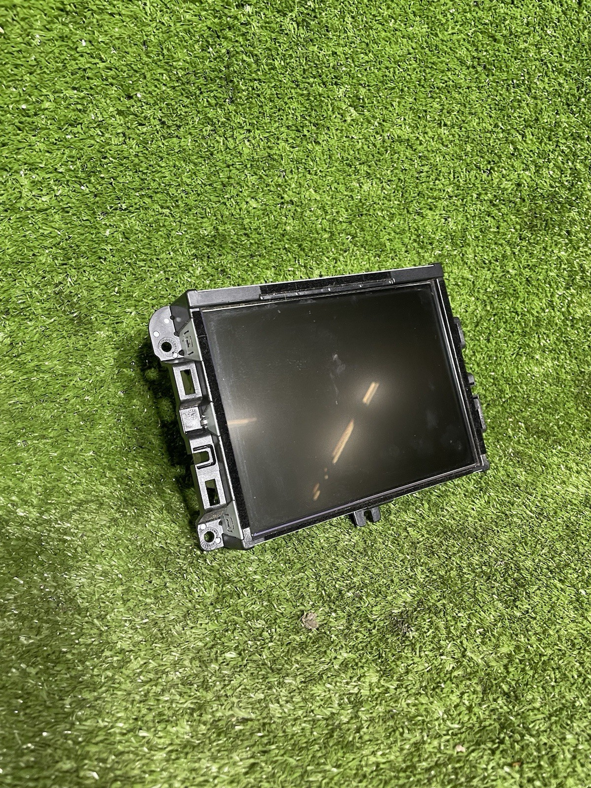 2013-2018 Dodge Ram 1500 AM FM Radio Receiver Navigation With Display Screen OEM