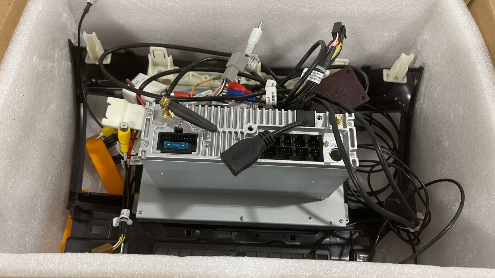 Car entertertainment/radio system model unknown