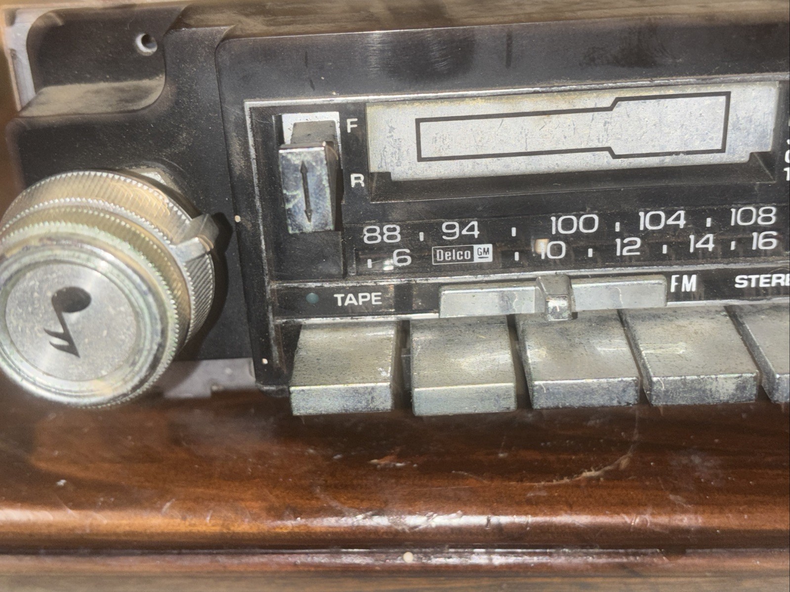 1978-1987 Chevy Truck ,GMC Sierra Delco 2700 AM/FM Radio Cassette Player