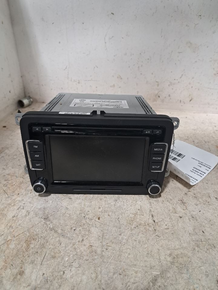 2012 Tiguan Stereo Radio Display & Receiver Sku#4360925