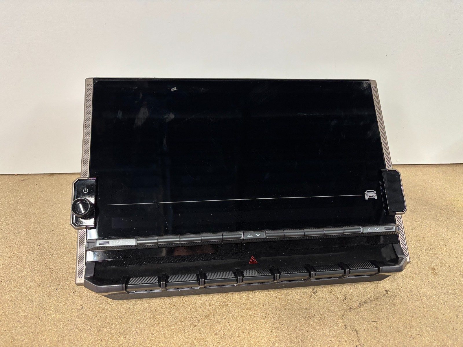 GM OEM 2025-2026 Hummer EV 86568211 Media Touchscreen Display Unit Screen