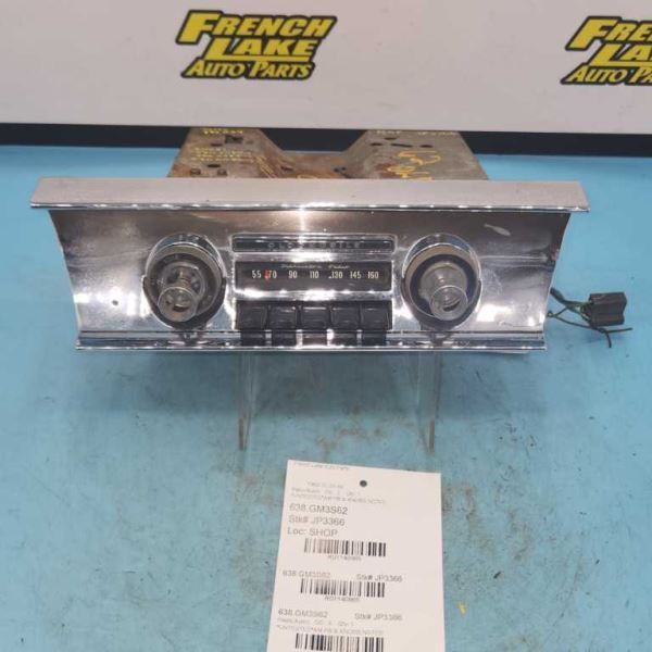 AM RADIO “982029” untested Fits 1962 OLDSMOBILE EIGHTY EIGHT 1140865