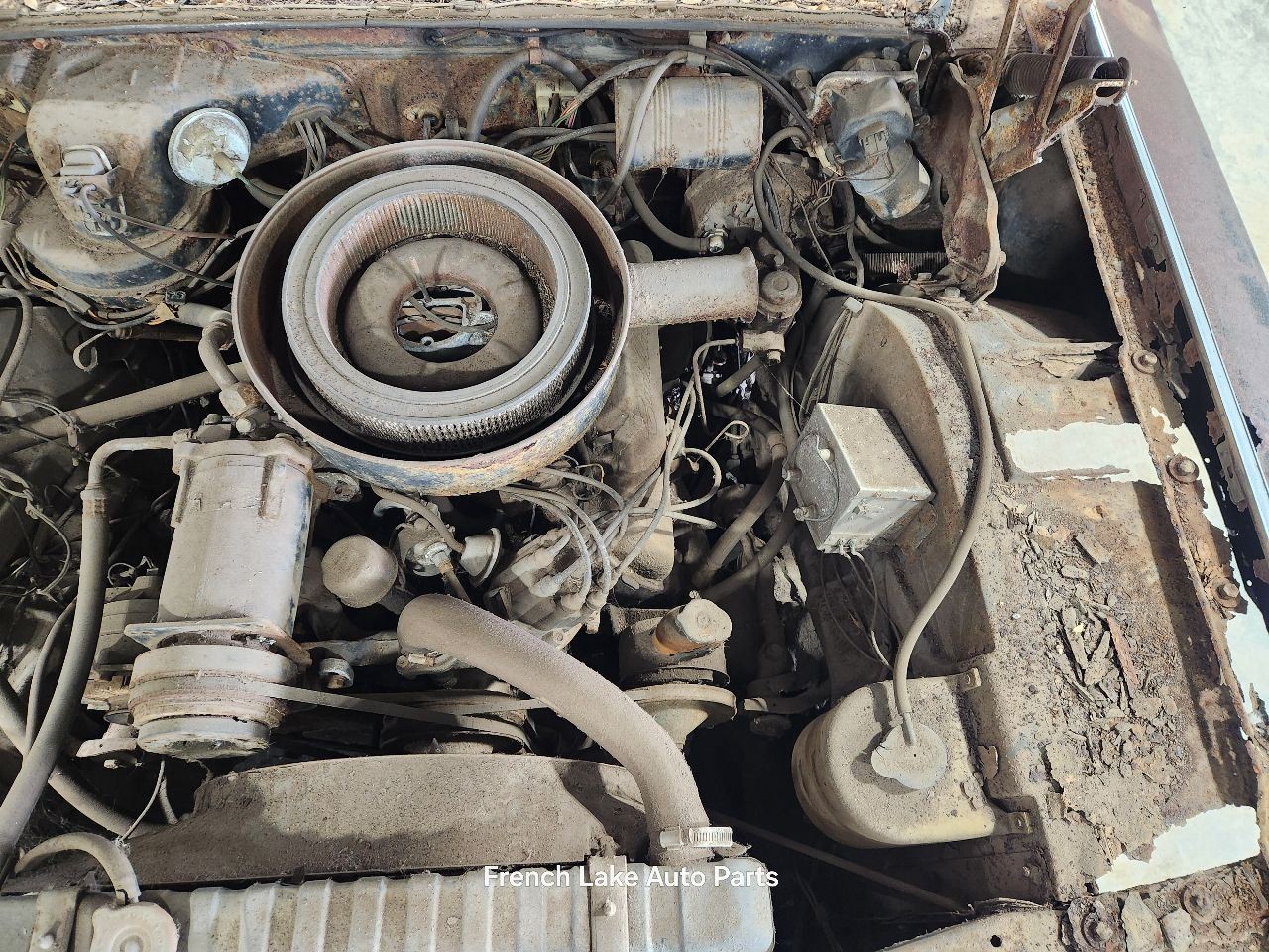 UNTESTED Radio W/ Knobs Fits 1964 CADILLAC 60S 1342724