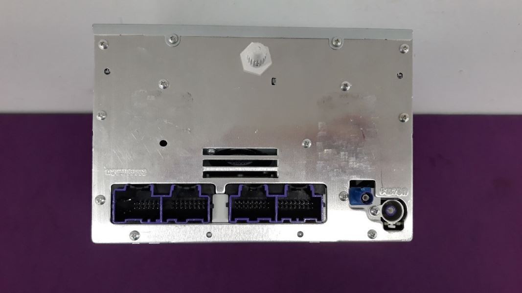 09 CHEVY SILVERADO 3500 RADIO AUDIO RECIVER HEAD UNIT DISPLAY 20807044