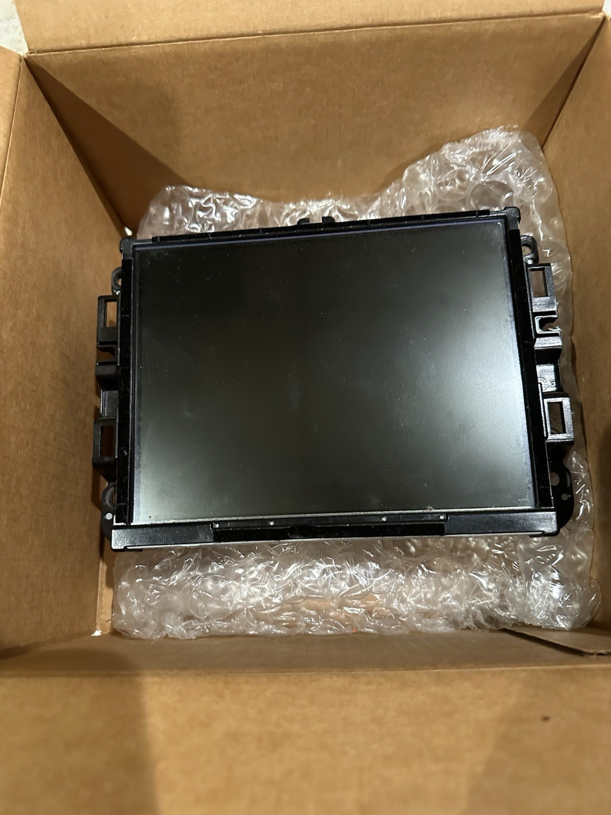 2017 Jeep Grand Cherokee 8.4″ Touchscreen Sat Radio Unit 68270661AG VP4