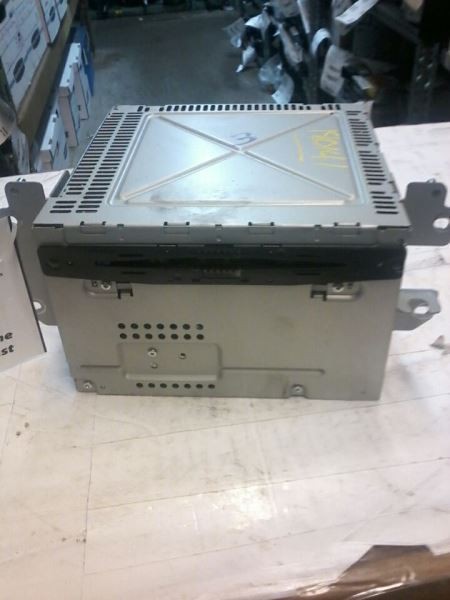 Audio Equipment Radio Receiver AM-FM-6 CD-MP3 Fits 11-12 FUSION 323626