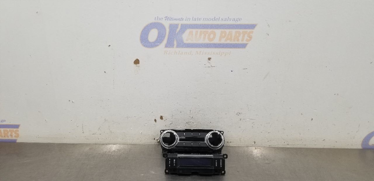 19 LINCOLN NAVIGATOR REAR AC TEMPERATURE RADIO AUDIO CONTROL PANELS JL7T19A164AC
