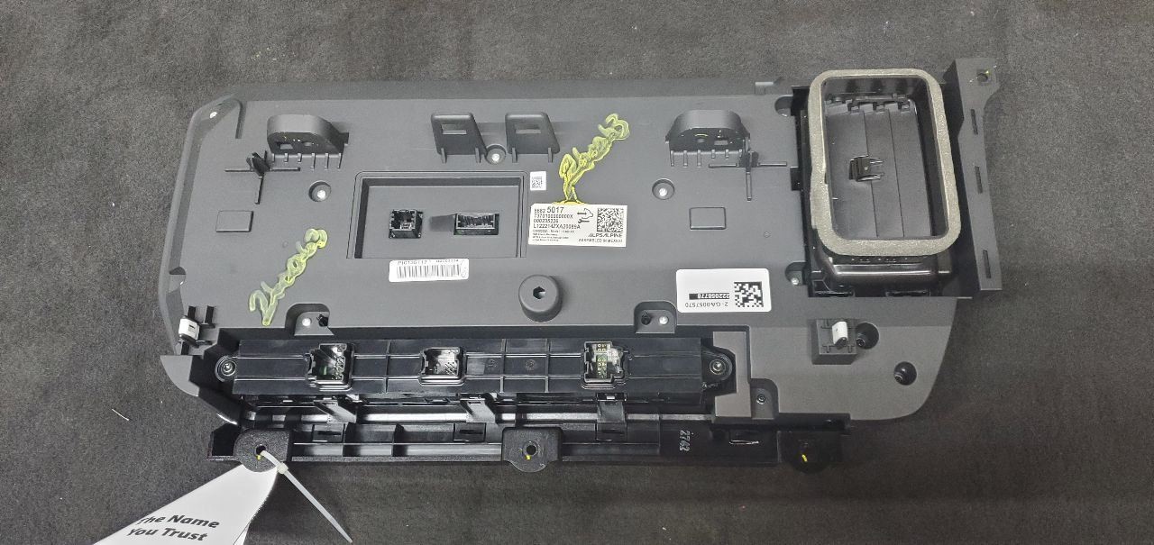 Info-GPS-TV Screen 13.4″ Display Fits 22-24 SILVERADO 1500 PICKUP 1171780