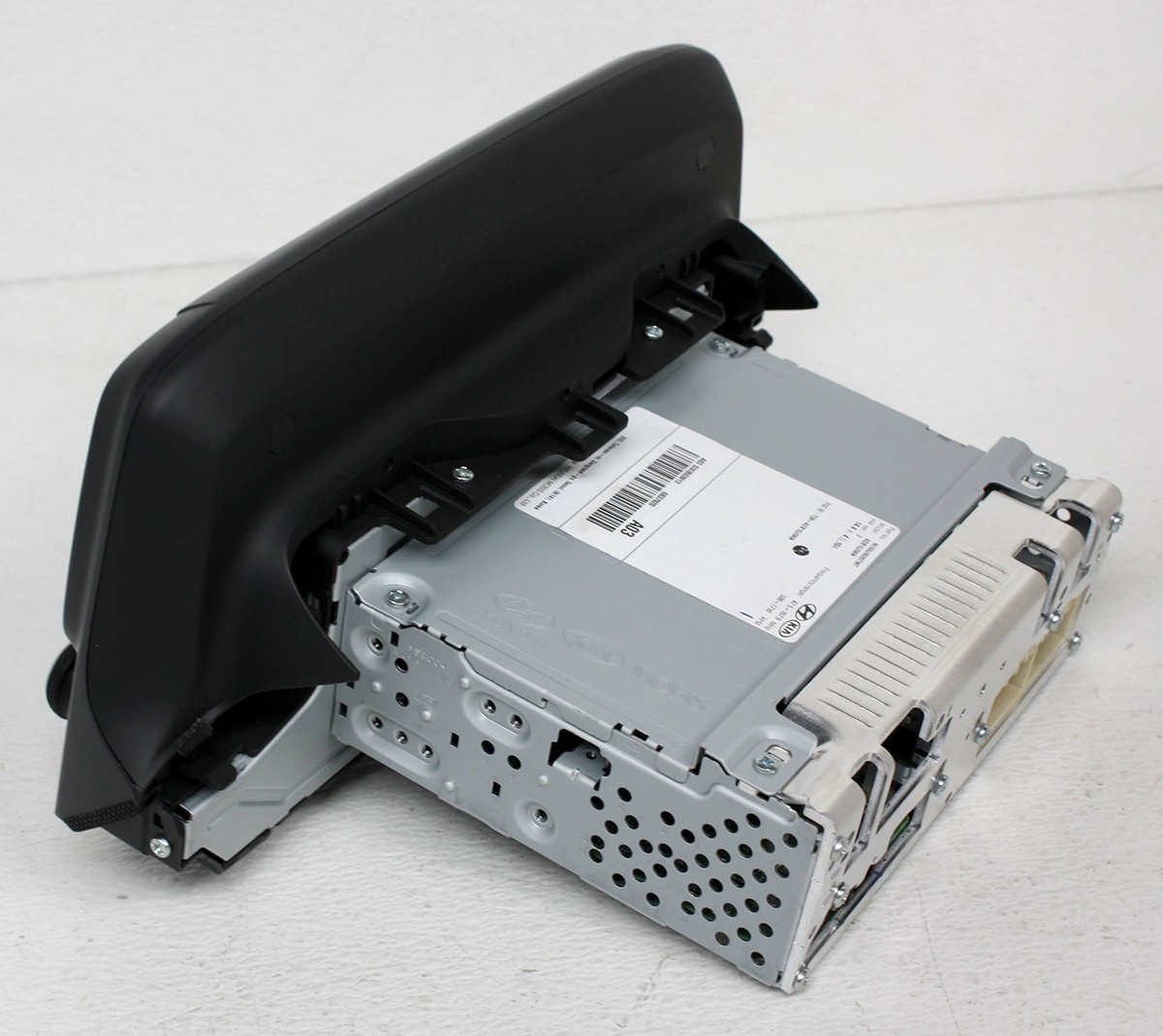 96160-J9020TMT OEM Radio/Audio Receiver For 2018-20 Hyundai Kona (US)