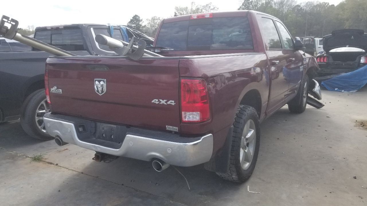 16 DODGE RAM 1500 BIG HORN RADIO AUDIO DISPLAY 8.4″ SCREEN