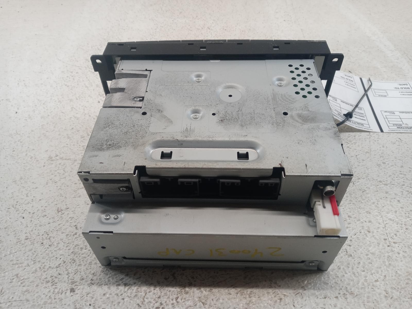09 10 Dodge Avenger Radio Face: ID REQ *May Need Programming*