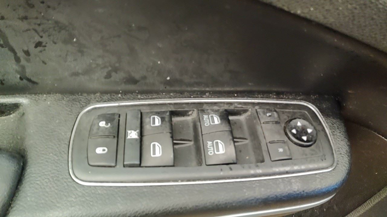 Audio Equipment Radio Display And Receiver Uconnect 4C Fits 21-22 300 7136555