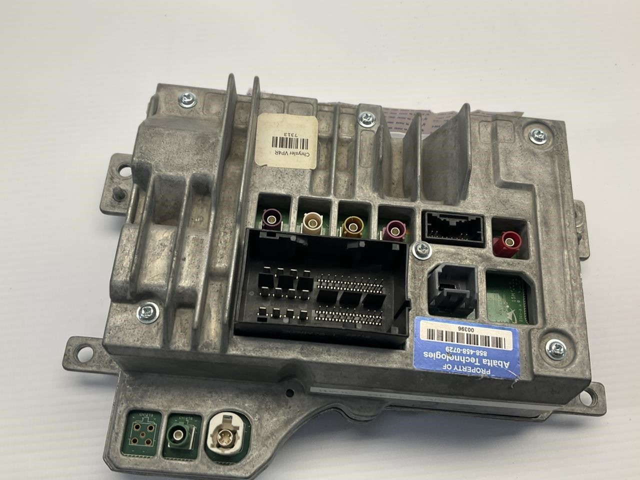 Chrysler VP4R Uconnect 4C Audio Equipment Radio Receiver Only Q