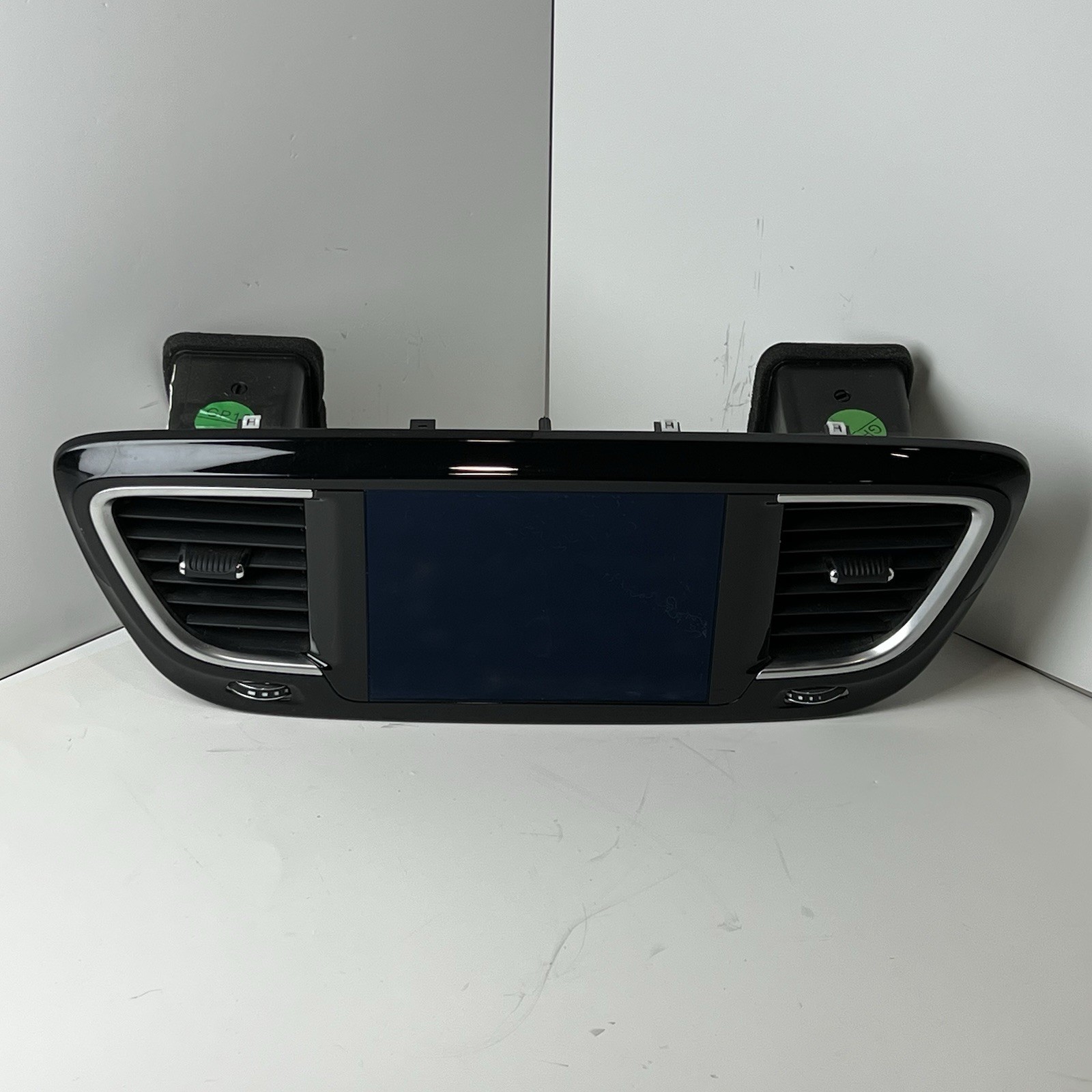 2017 CHRYSLER PACIFICA DISPLAY SCREEN RADIO RECIEVER PANEL 68223456AD OEM