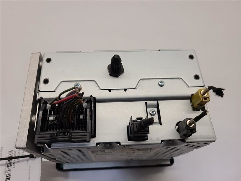 2014 14 CHEVROLET SONIC Audio Equipment Radio AM FM CD MP3 USB WiFi Opt UH7