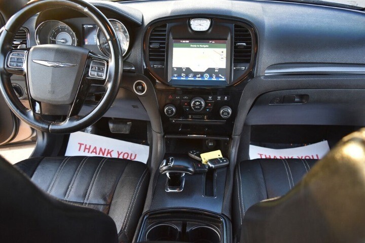 2011-2014 CHRYSLER 300 Info-GPS-TV Radio Information 8.4″ Front Display Screen