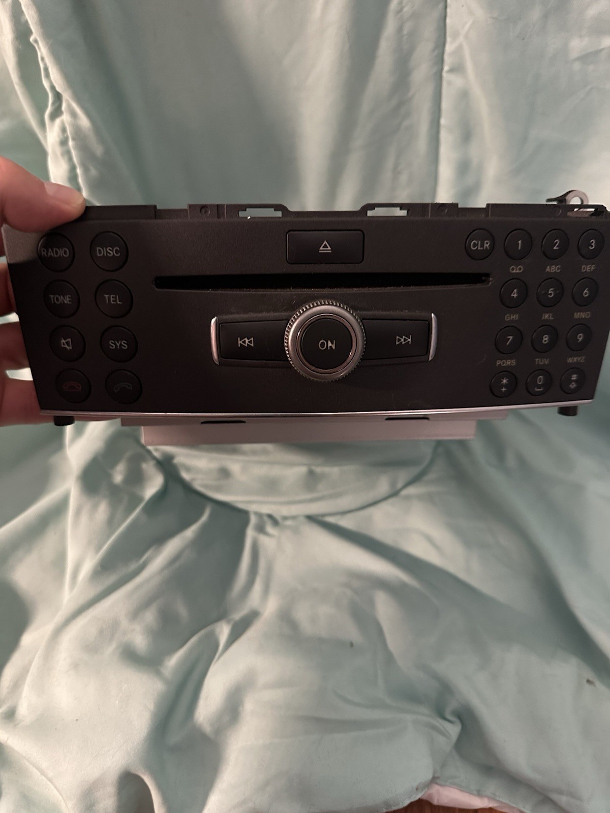 OEM Mercedes C300 C350 W204 Radio CD Head Unit A2049007402 Audio 20