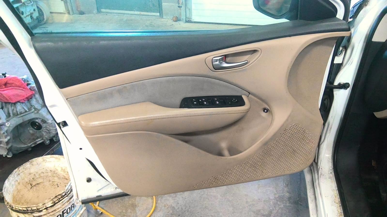 Audio Equipment Radio Receiver AM-FM-MP3 Opt Rae Fits 13-16 DART 736323