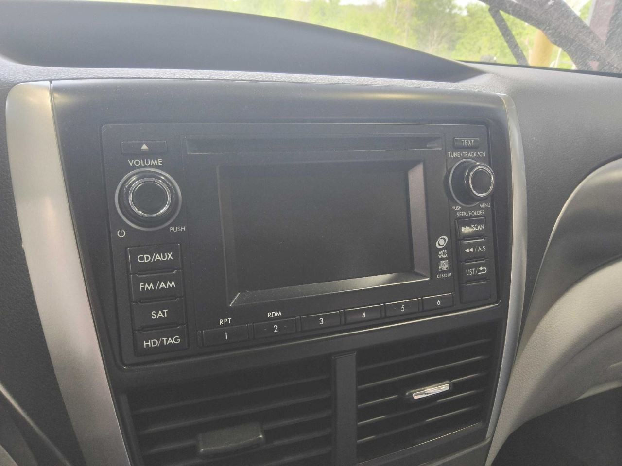 Audio Equipment Radio Receiver AM-FM-CD-MP3 Fits 13 FORESTER 589445