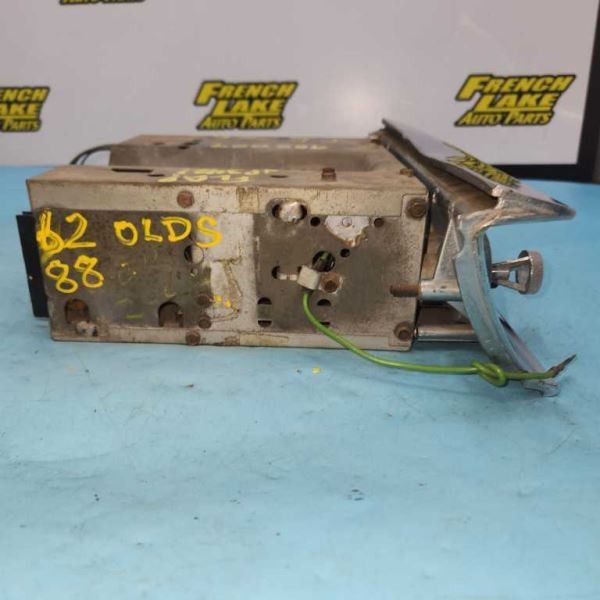 CORE A/M RADIO UNTESTED FITS 1962 DYNAMIC 1144627