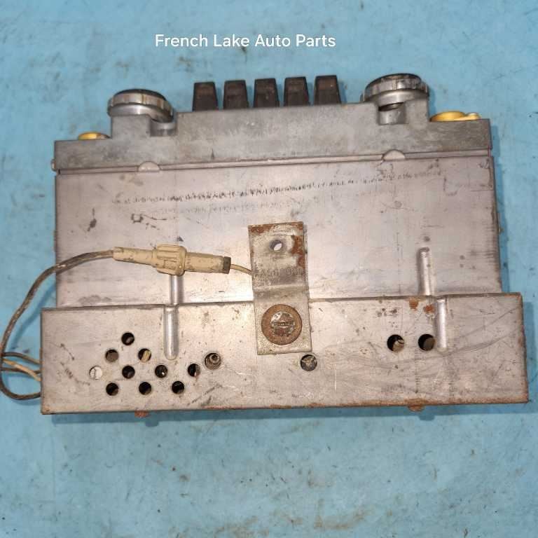 UNTESTED AM Radio “8990706 04MA” Fits 1960 RAMBLER 1239080