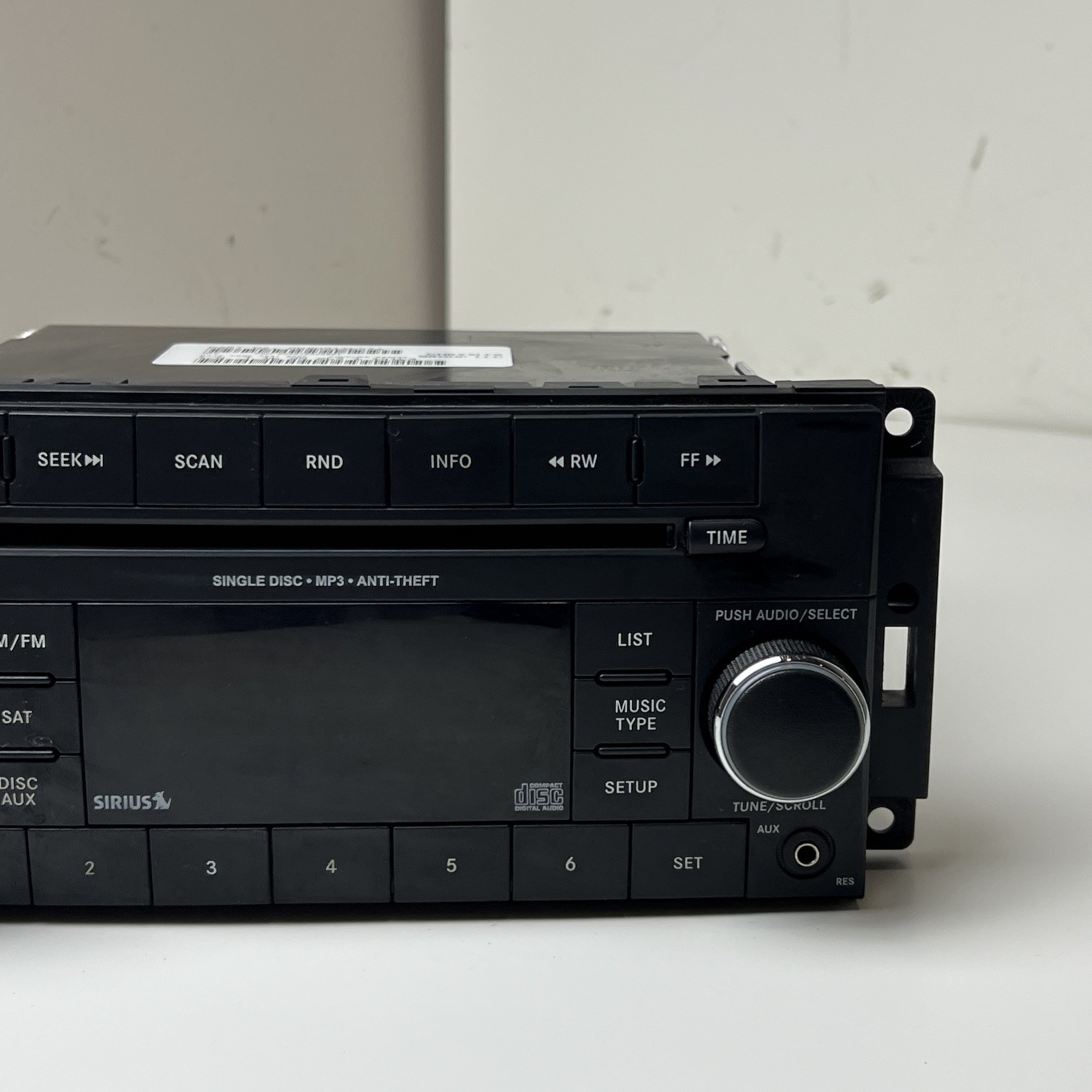 2012 JEEP WRANGLER RADIO CD MP3 PLAYER P05091164AA OEM