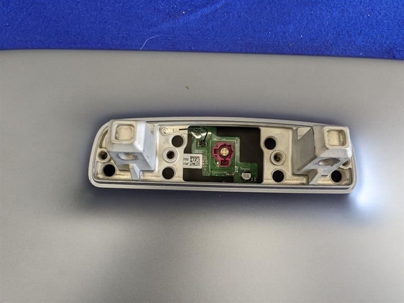 2017-2021 Tesla Model 3 Standard Plus TV Screen Info Receiver Scratches 1651