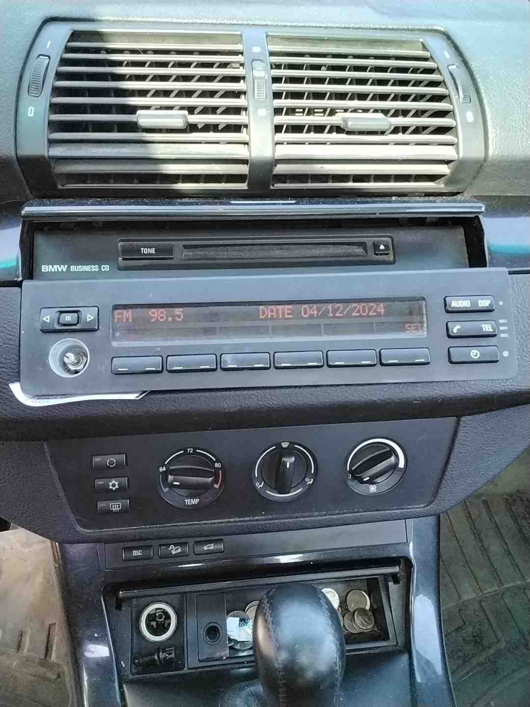 00 01 02 03 04 05 06 BMW X5 MID Info Display Rebuilt, all pixels perfect