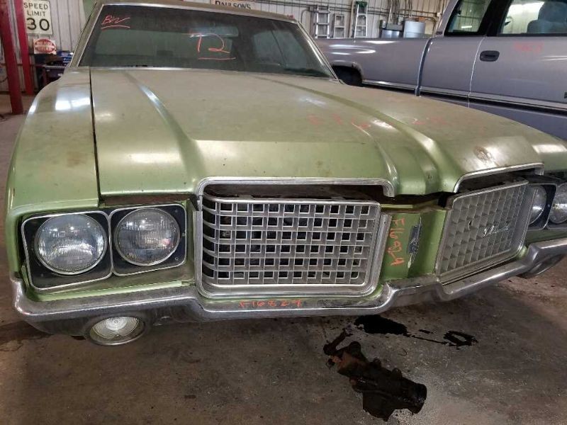 UNTESTED A/M RADIO FOR REBUILD FITS 1972 CUTLASS 996055