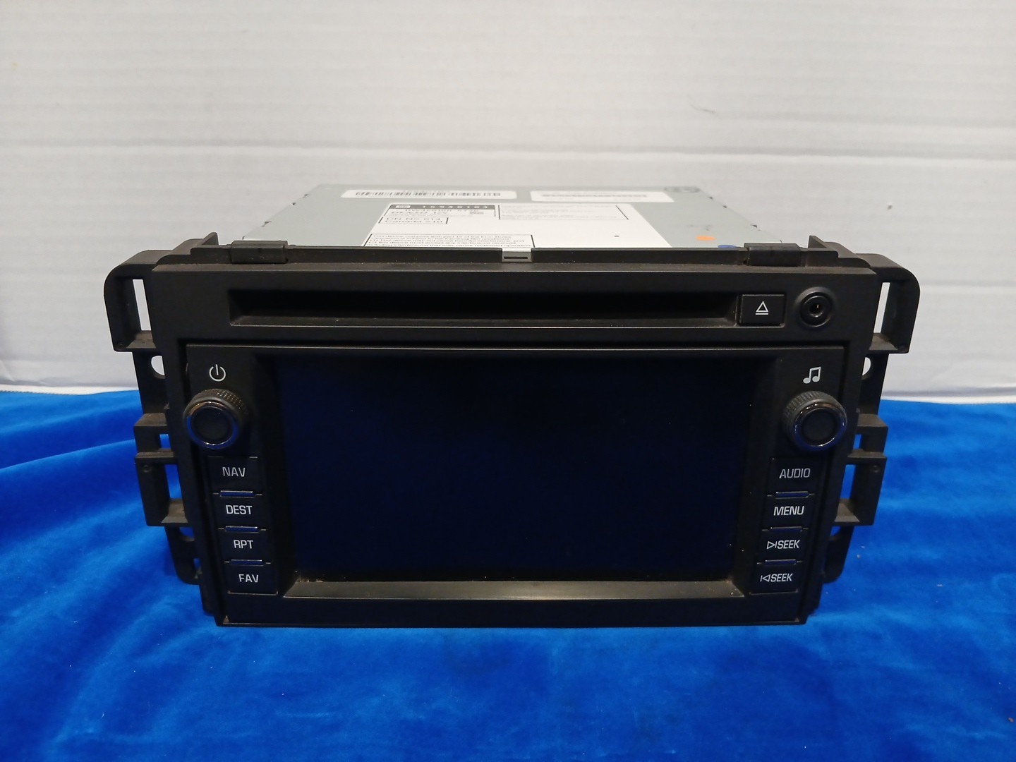 Genuine GMC 15940103 Radio Navigation CD DVD MP3 Player