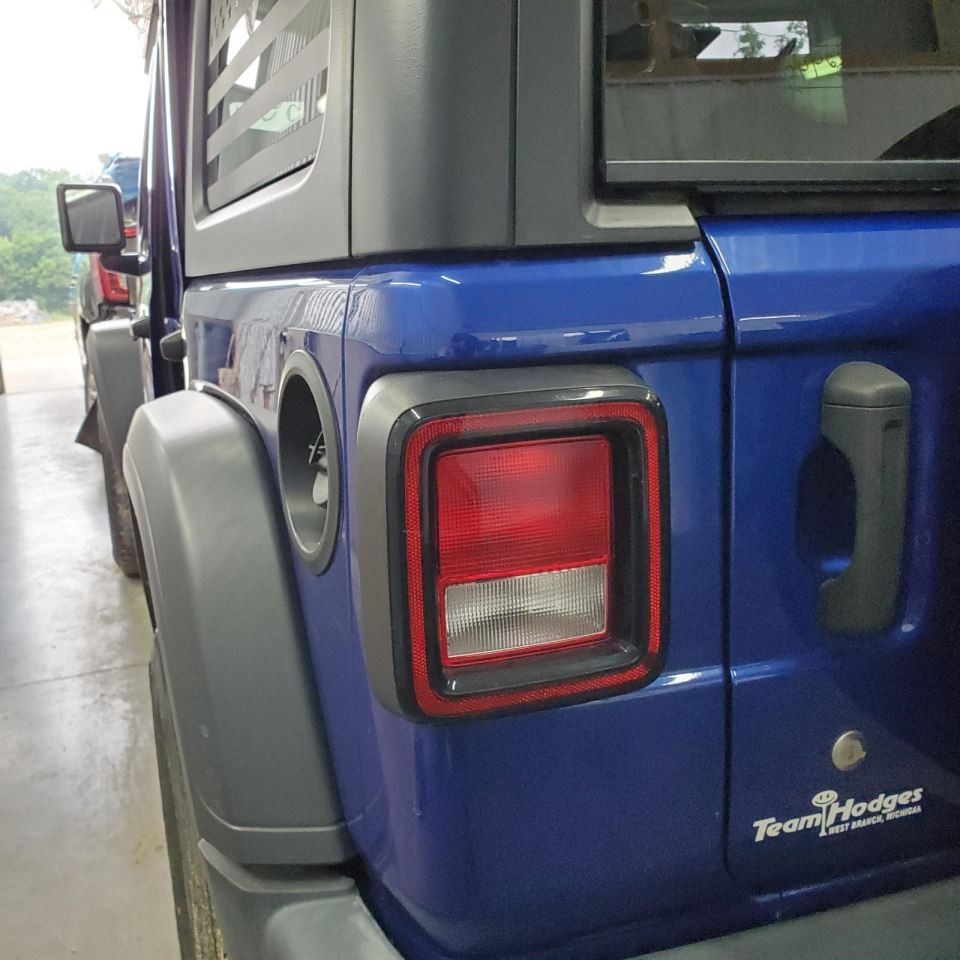 Audio Equipment Radio LHD Display And Receiver Fits 18-20 WRANGLER 1110983