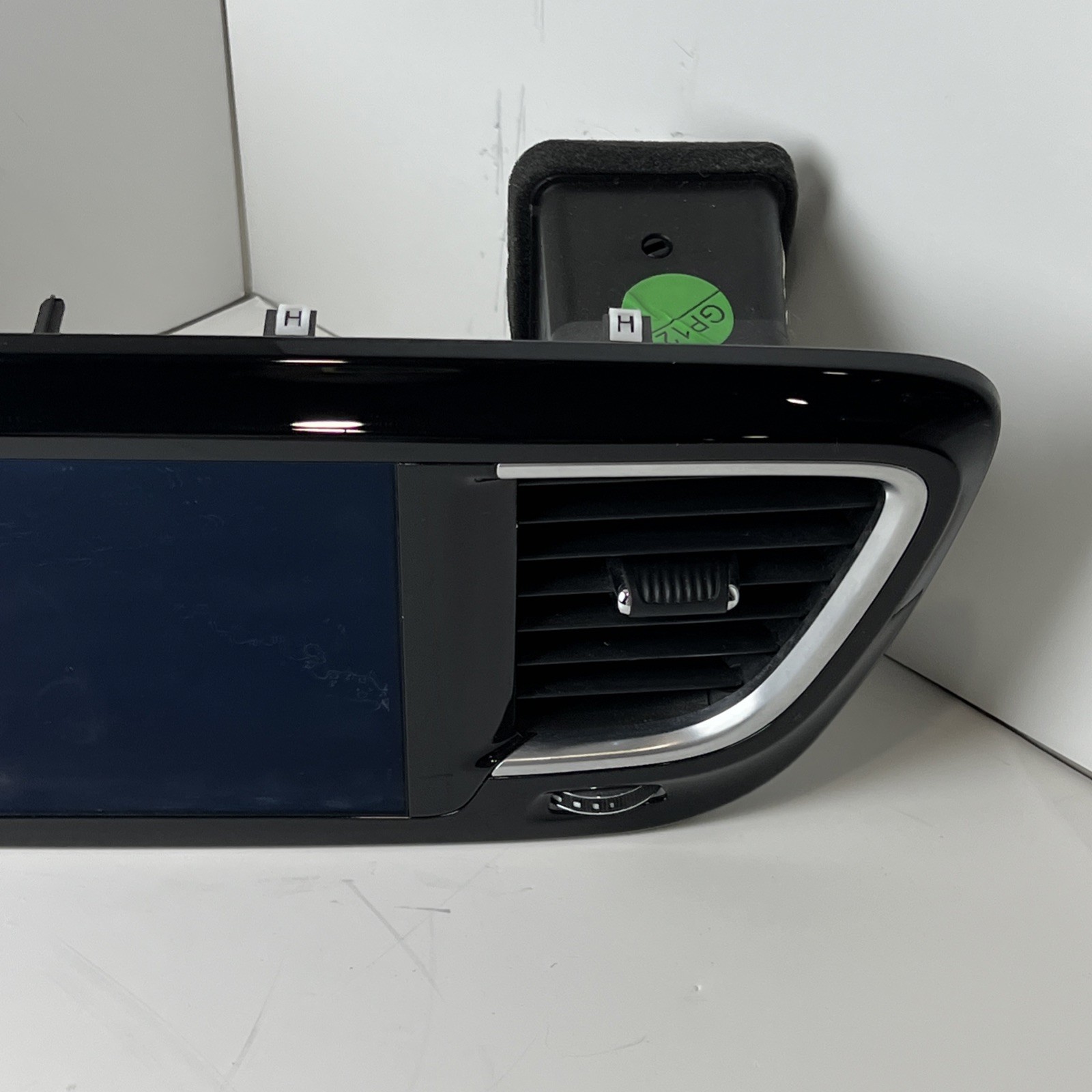 2017 CHRYSLER PACIFICA DISPLAY SCREEN RADIO RECIEVER PANEL 68223456AD OEM