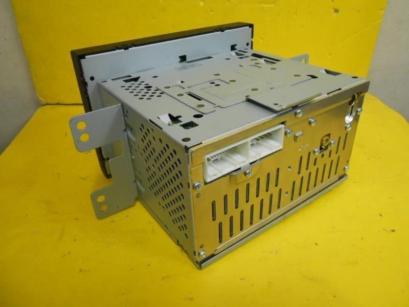 Radio Receiver AM-FM-CD-MP3-satellite Fits 12-15 RIO 86402