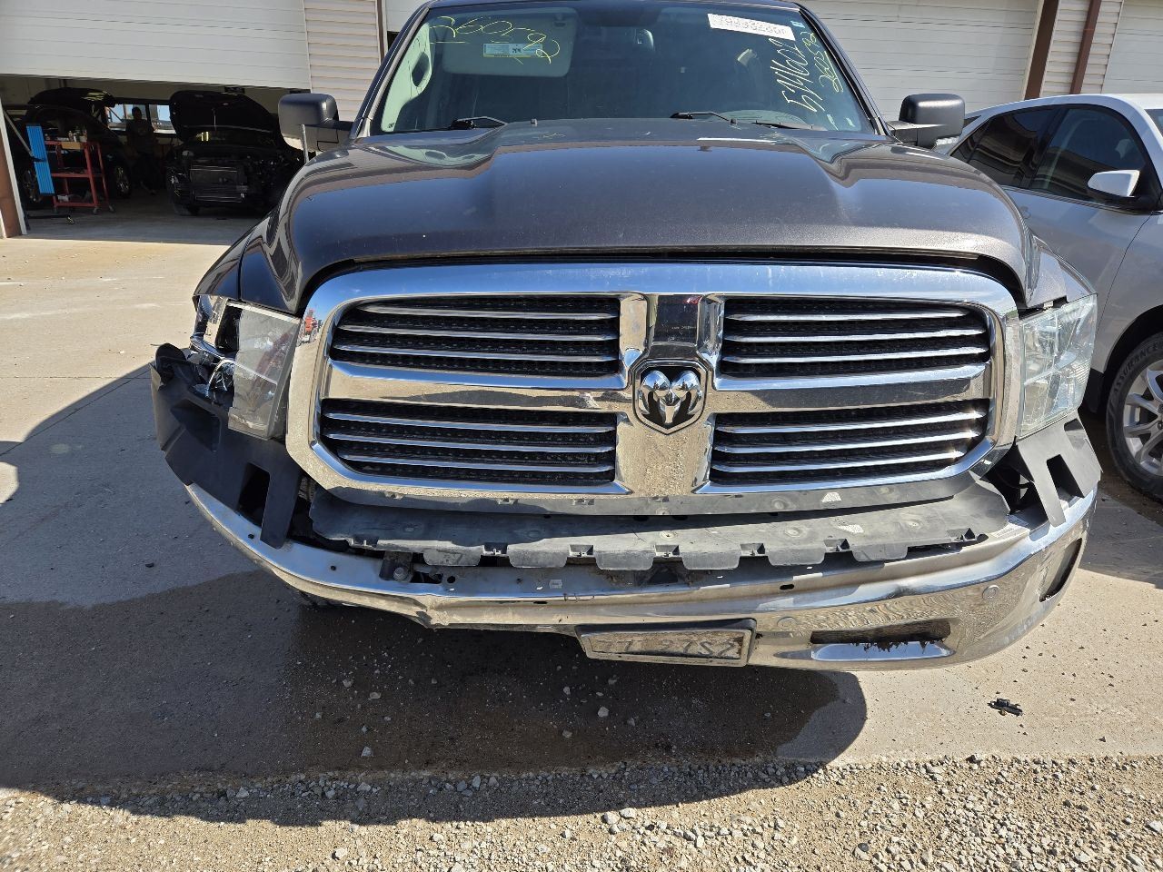 2018-2020 Dodge Ram 1500 8.4″ Display Screen and Radio Receiver