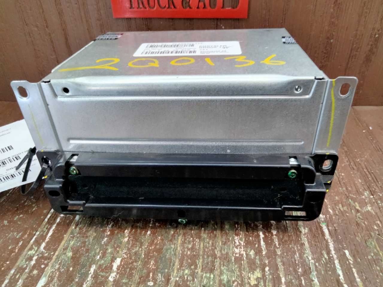 2013-2020 DODGE JOURNEY RADIO RECEIVER AM FM CD MP3 WMA PLAYER 68209665AE