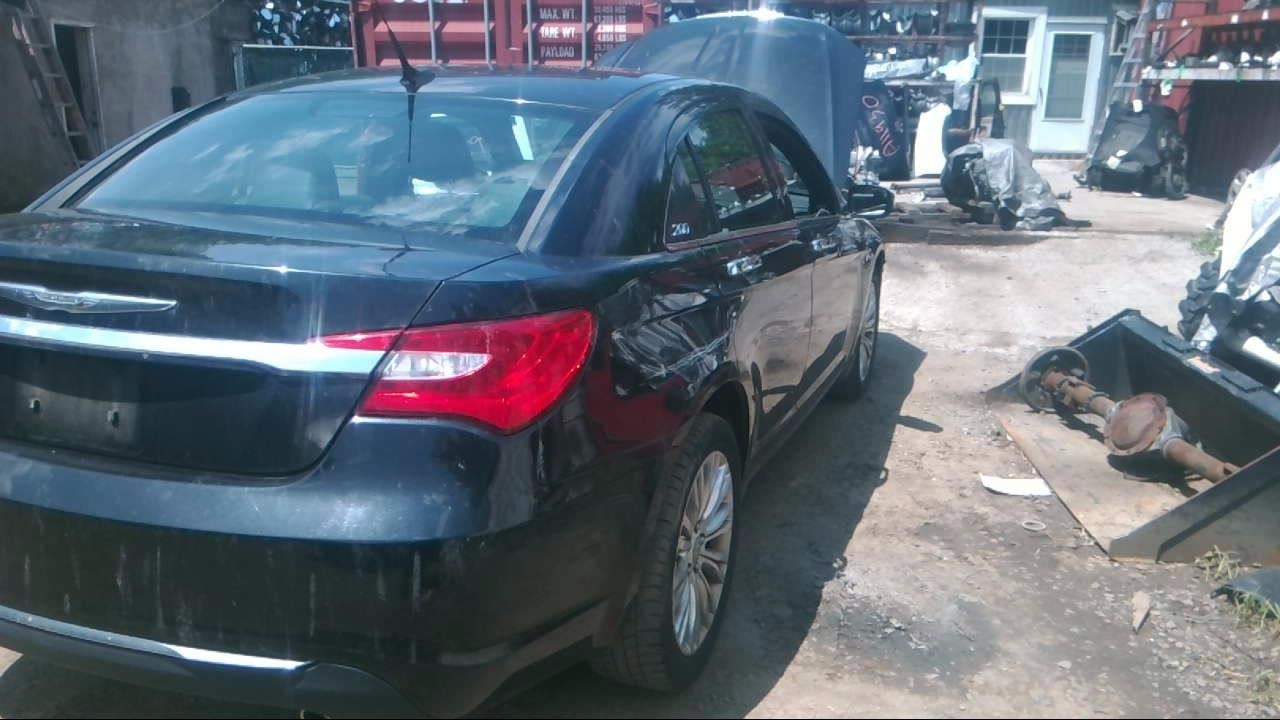 Audio Equipment Radio Receiver Am-fm-cd-dvd-hdd Fits 11-12 200 868602