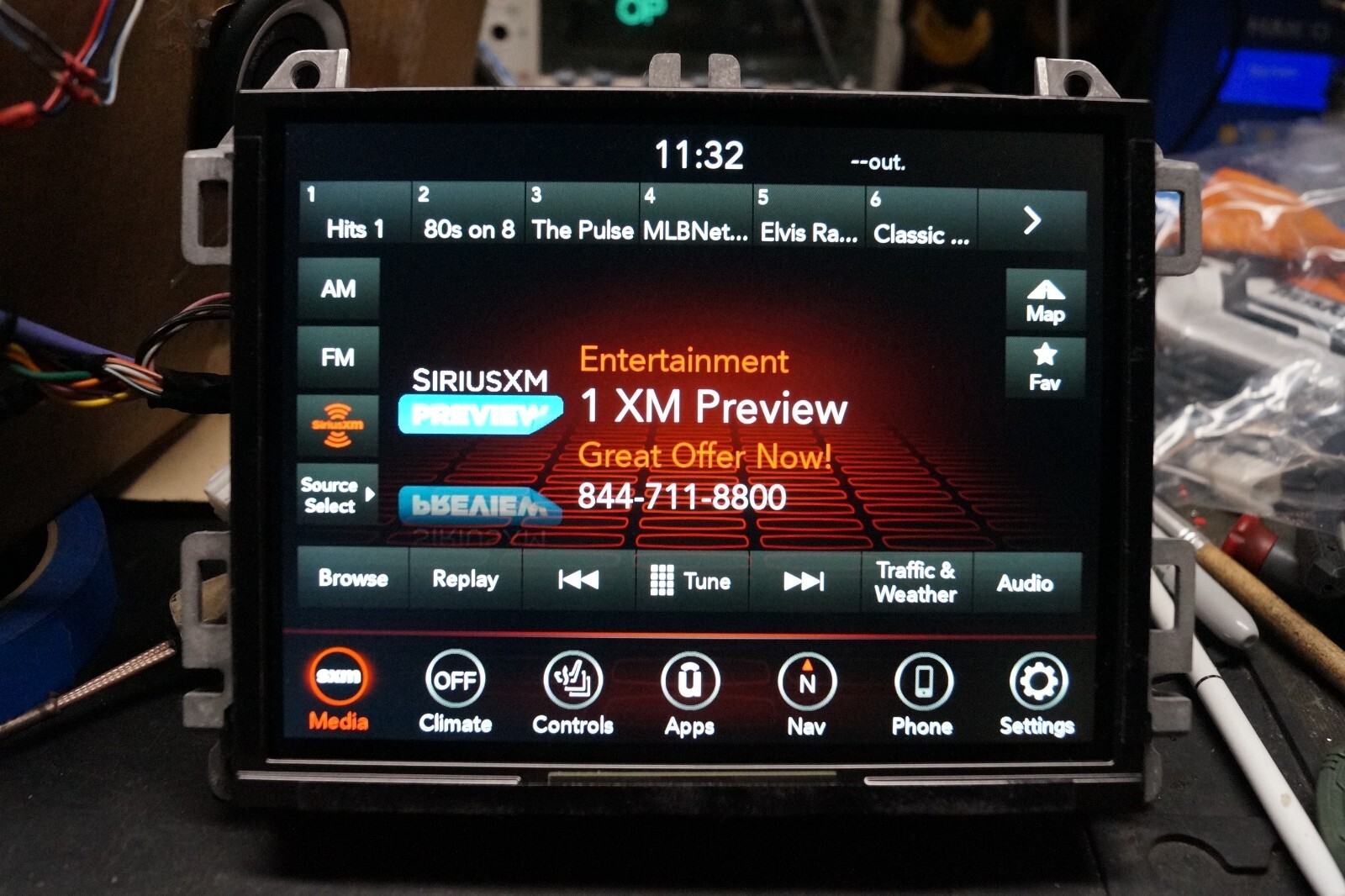 2018-2023 Jeep Wrangler JL XM GPS Navigation UConnect UAQ 4C 8.4″ Apple CarPlay