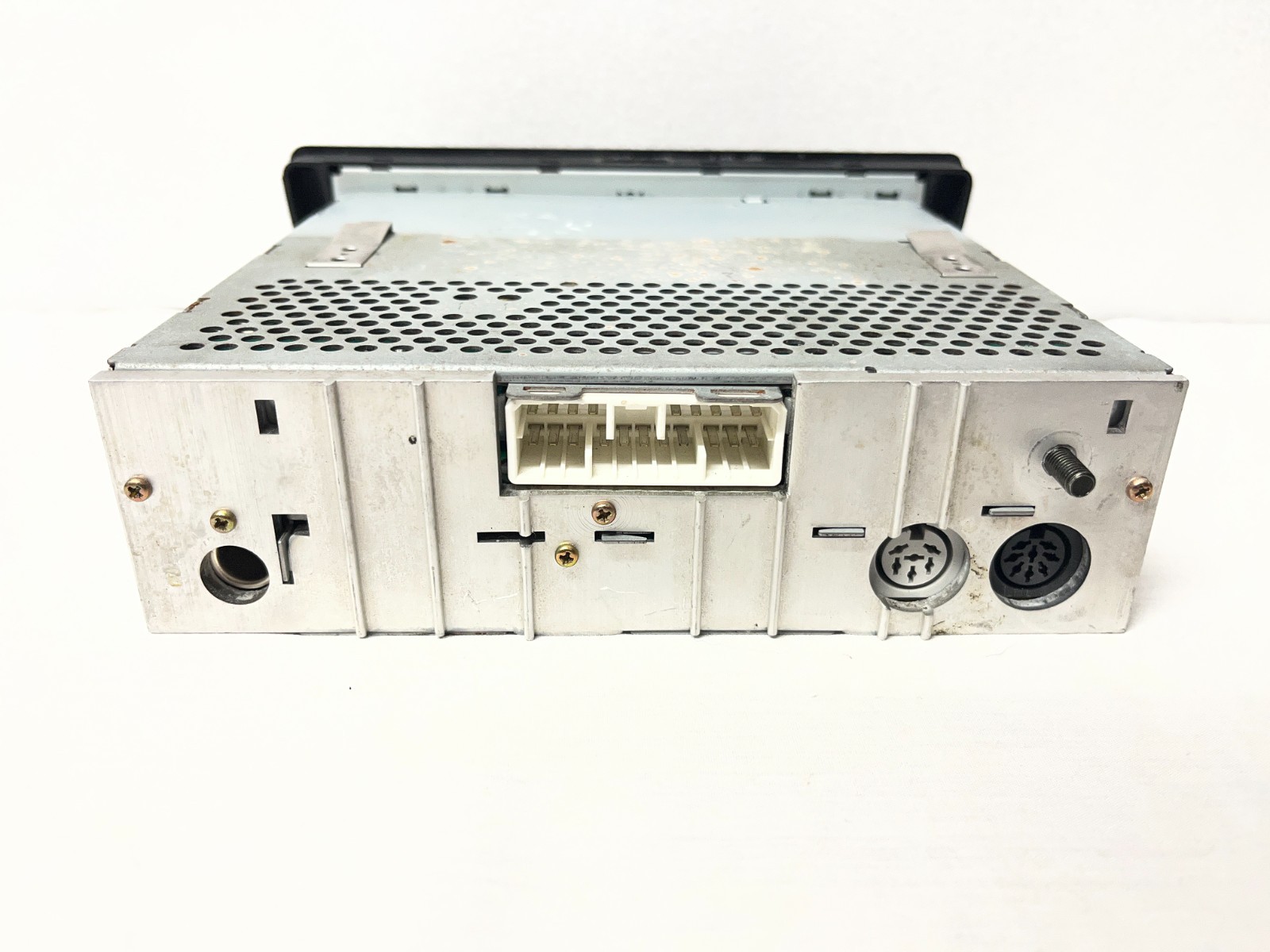 95-97 OEM Jaguar XJ6 XJR X300 AM/FM Cassette Radio Unit AJ9500A FOR PARTS OR REP