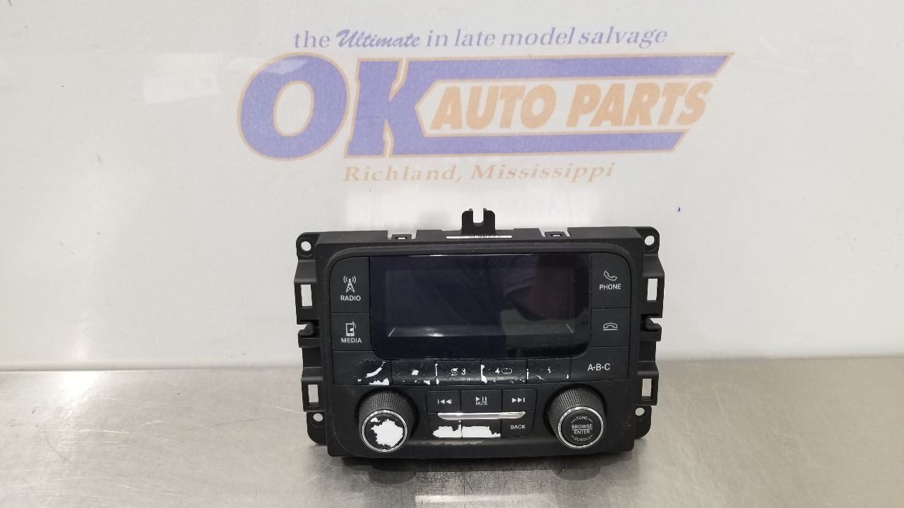 17 DODGE RAM 1500 TRADESMAN RADIO AUDIO CONTROL PANEL 68271362AA