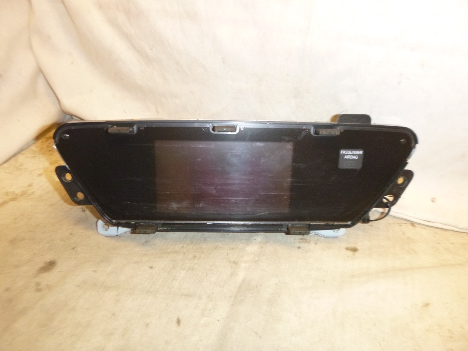 15 16 Honda CR-V Radio Display Information Screen 39710-T1W-A612 XCZ13