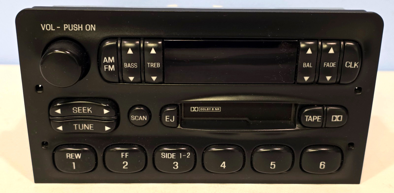 1995-1997 Ford Explorer Ranger 97 F-150 Cassette Radio Standard Sound BLUE Lites