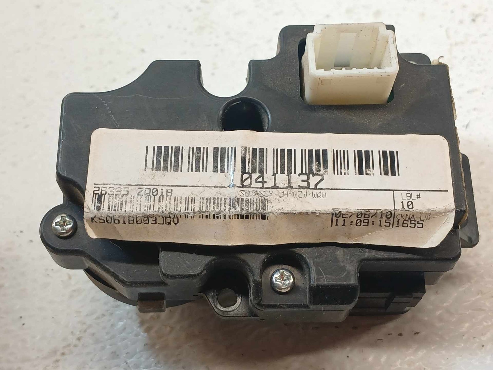 06-12 Nissan Pathfinder Audio & Control Display Screen *May Need Programming*