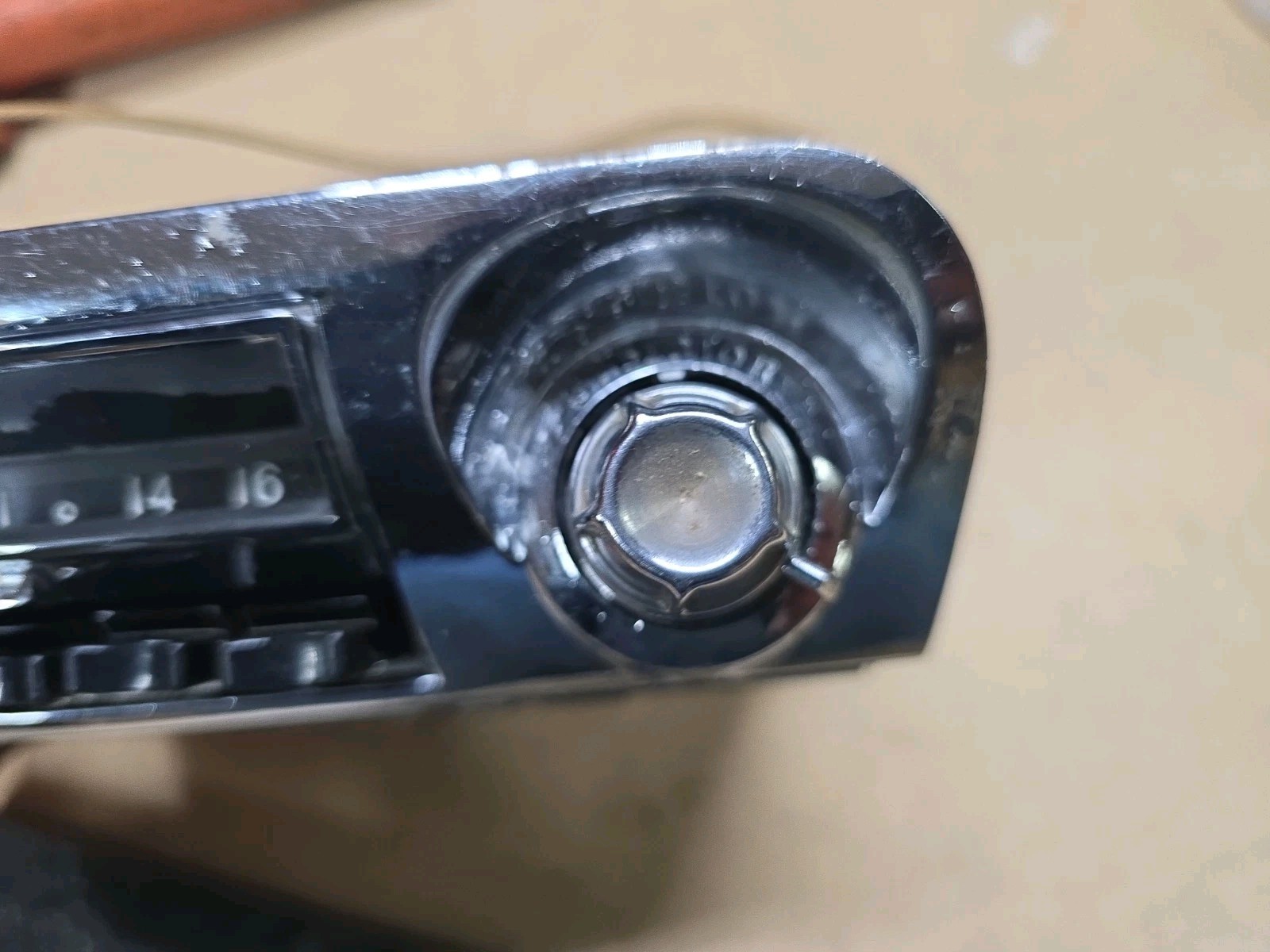 1959-1960 Chevy Impala Bel-Air Biscayne AM STEREO RADIO UN-TESTED/ORIGINAL/USED