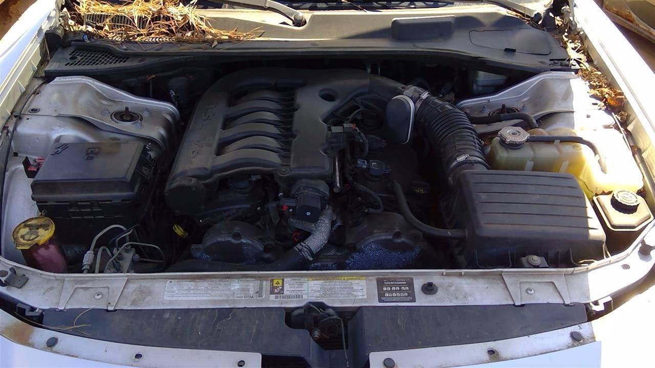 Audio Equipment Radio Display And Receiver Radio ID RES Fits 08-10 300 228584