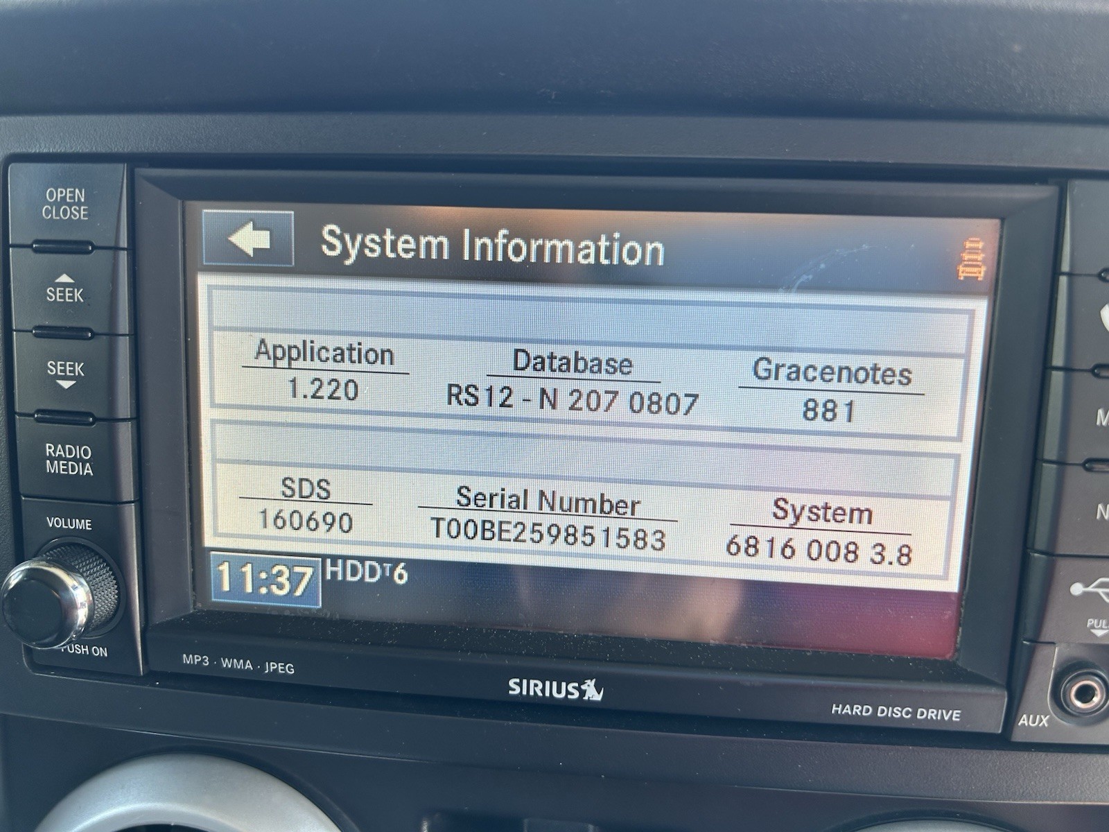 JEEP WRANGLER NAVAGATION SYSTEM RADIO CD PLAYER MOPAR OEM 2007-2010 CHRYSLER