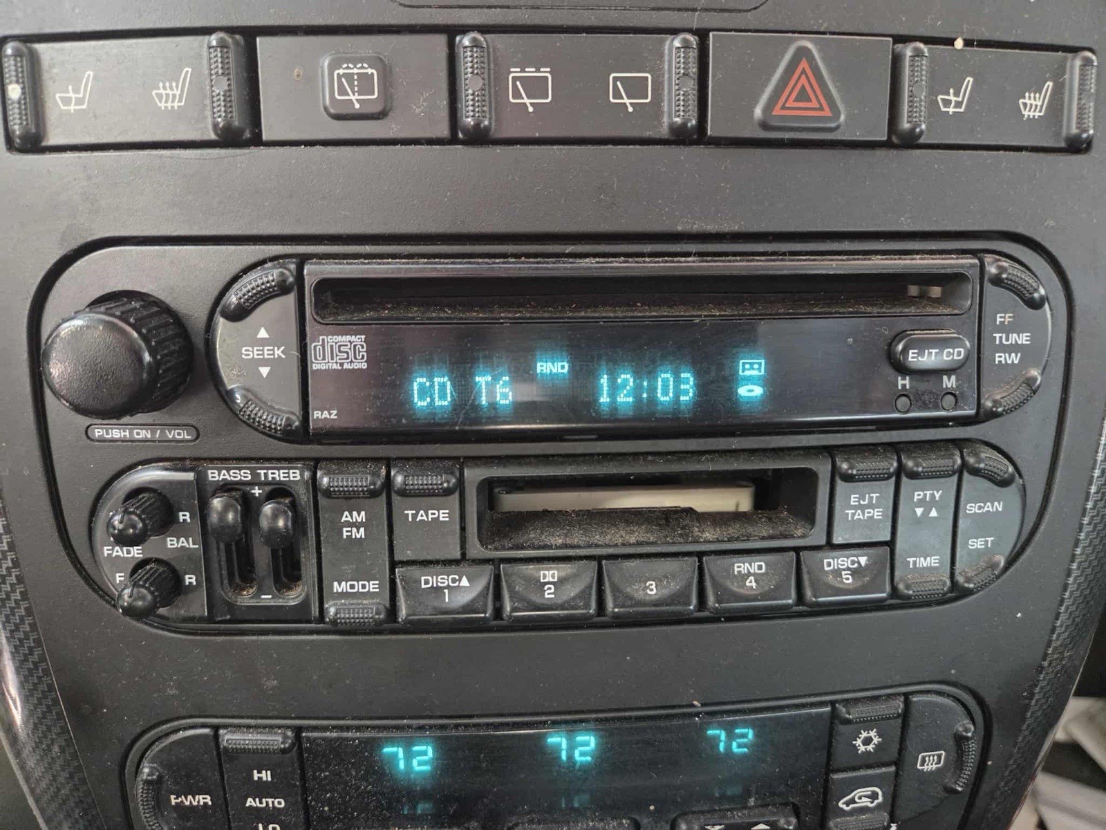 WORKING Radio Unit 2004 Dodge Caravan AM-FM Disc and Tape player