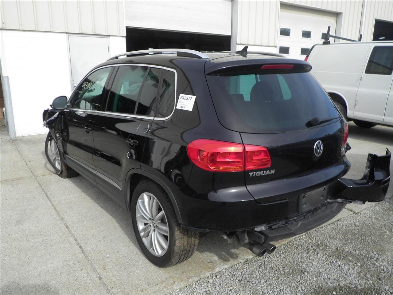 Radio Receiver Am-fm-cd-dvd-navigation Fits 09-17 TIGUAN