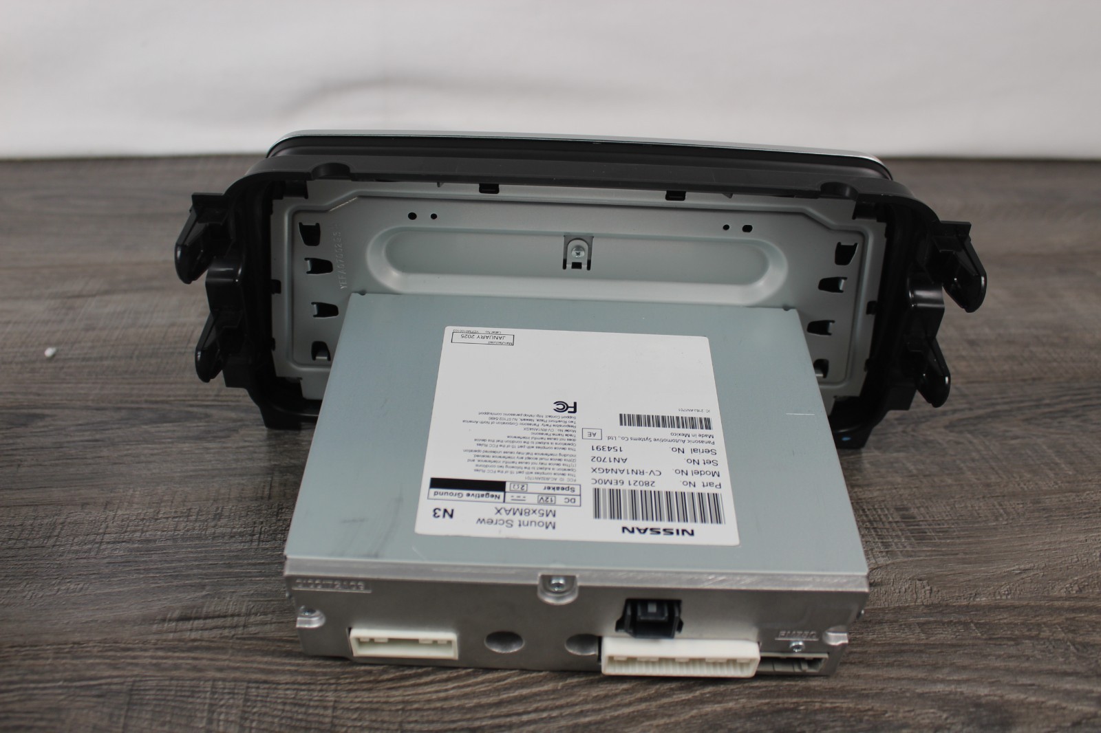 OEM 2025 NISSAN VERSA AUDIO RECEIVER AND DISPLAY ID 28021-6EM0C